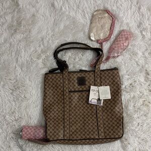 Vintage 00s Liz Claiborne Brown Bag With Umbrella And Cosmetic Bag Set